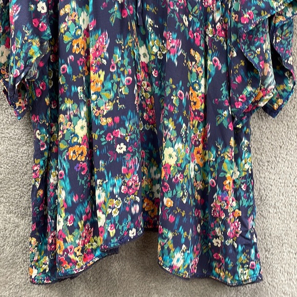 Floral V-Neck Dress - Picture 9 of 13